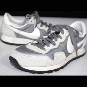 Nike Air Pegasus 83 Size 9.5 men